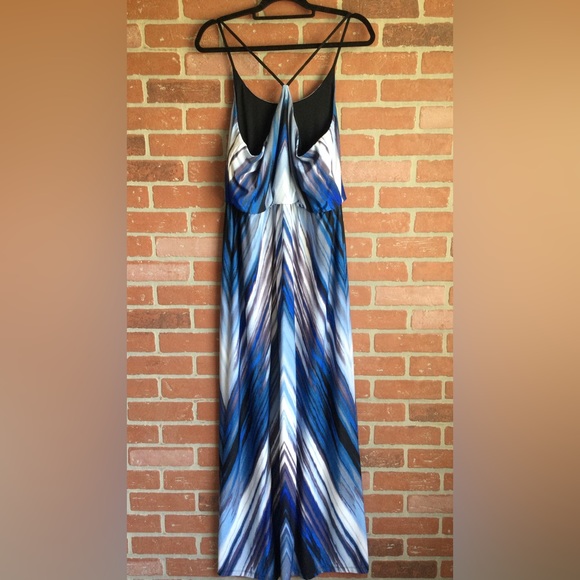 CHARLOTTE RUSSE maxi dress - Picture 3 of 6